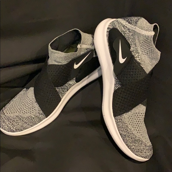 Nike Shoes - Nike Women's Free